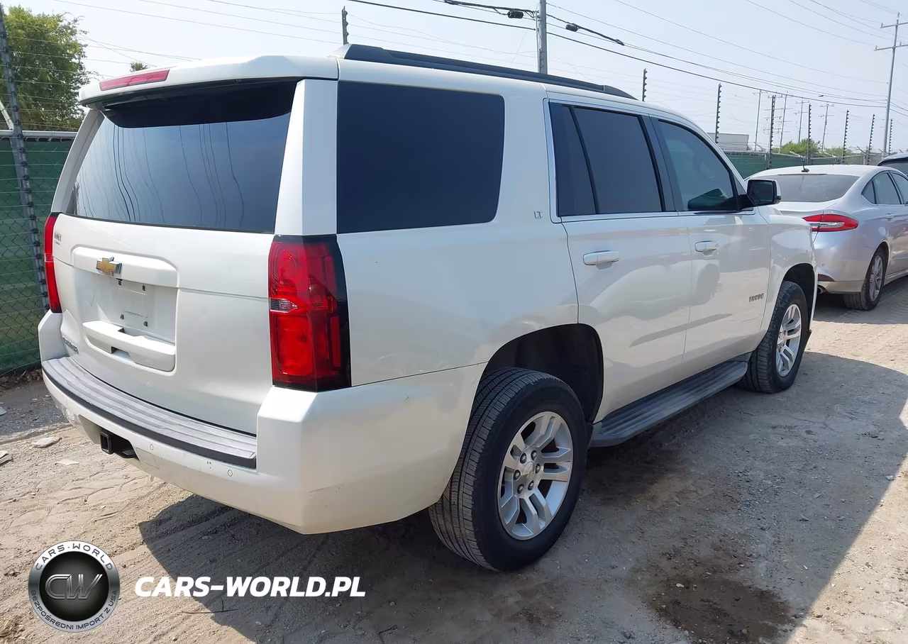 2015 Chevrolet Tahoe Lt VIN:1GNSCBKC6FR127978 - 4