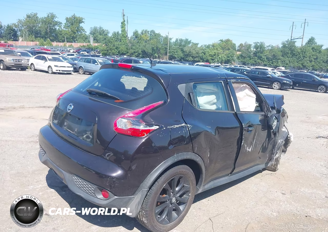2015 Nissan Juke S VIN:JN8AF5MR5FT505519 - 4