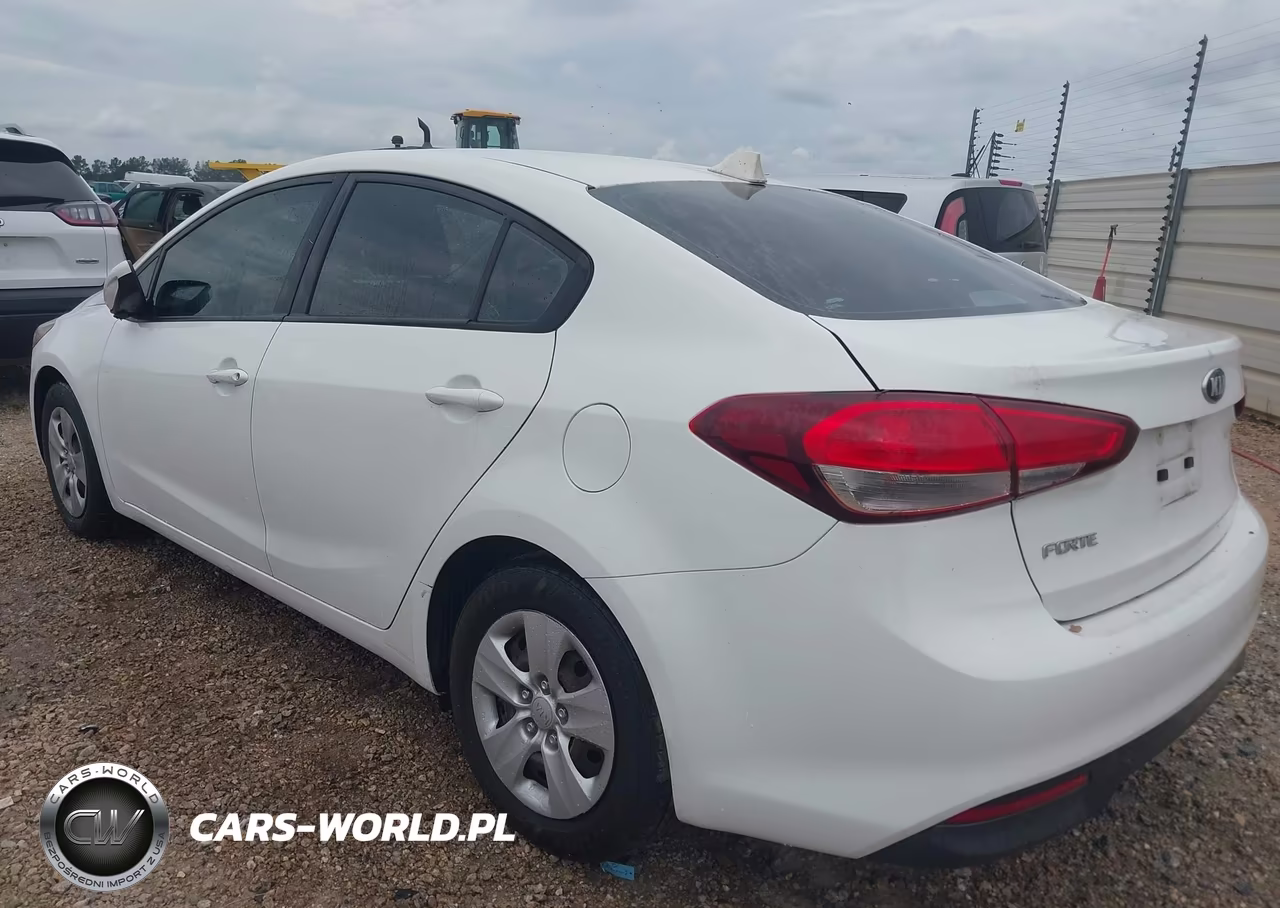 2017 Kia Forte Lx VIN:3KPFK4A78HE010253 - 3