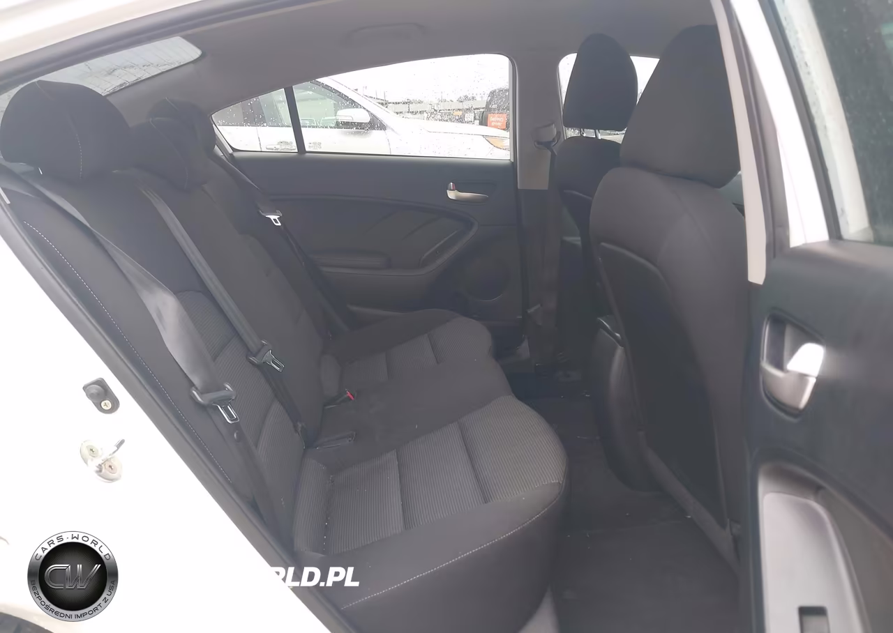 2017 Kia Forte Lx VIN:3KPFK4A78HE010253 - 8