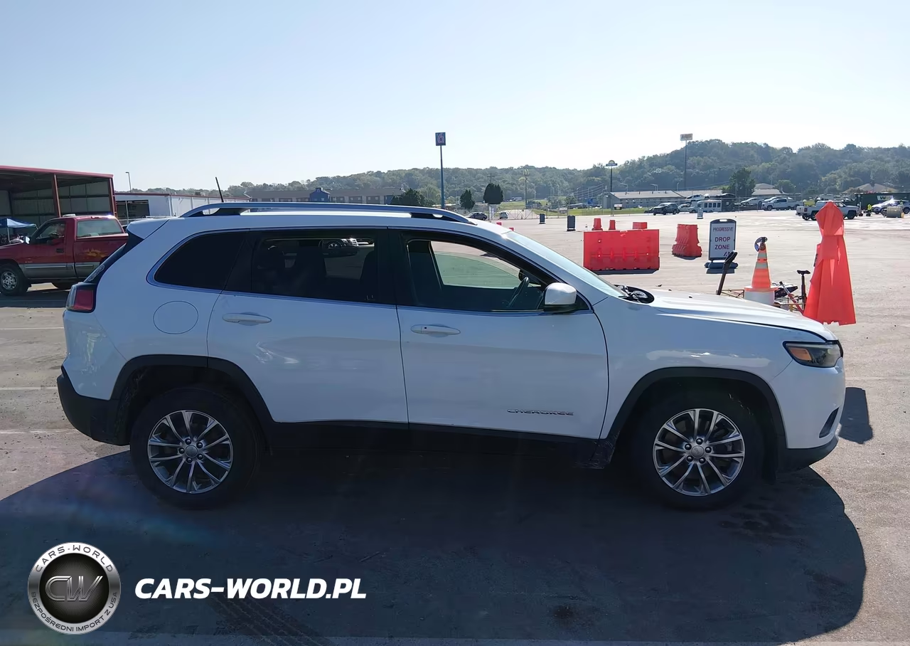 2019 Jeep Cherokee Latitude Plus Fwd VIN:1C4PJLLBXKD365887 - 12