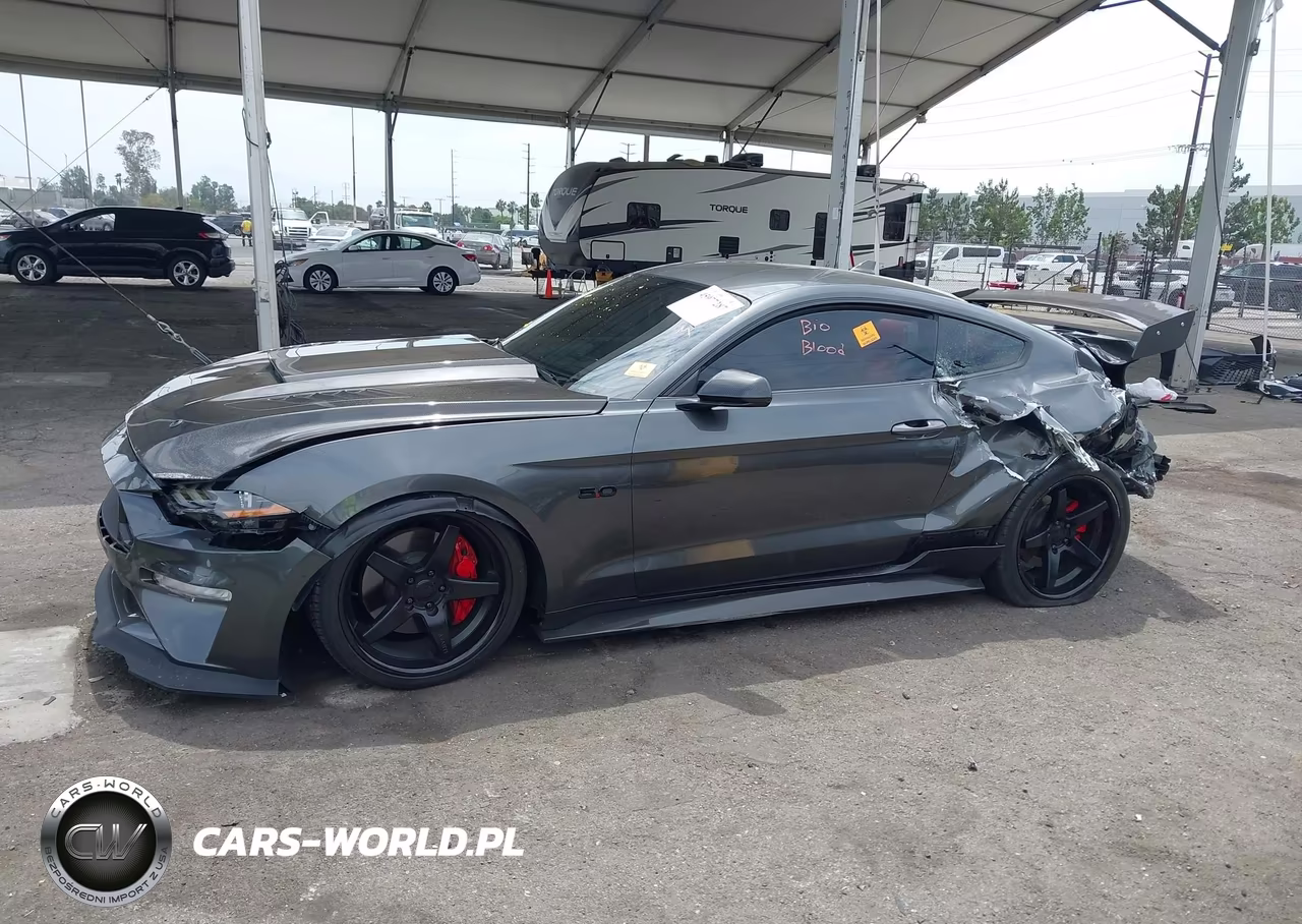 2020 Ford Mustang Gt Premium Fastback VIN:1FA6P8CF2L5141900 - 14