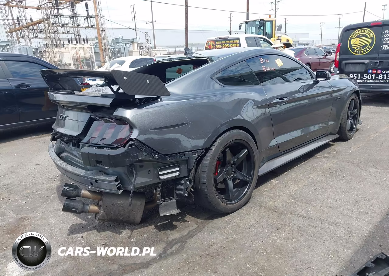 2020 Ford Mustang Gt Premium Fastback VIN:1FA6P8CF2L5141900 - 4