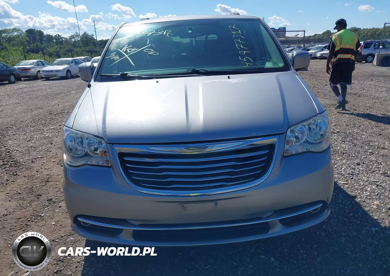 2016 Chrysler Town & Country Touring VIN:2C4RC1BG3GR175129 - 6