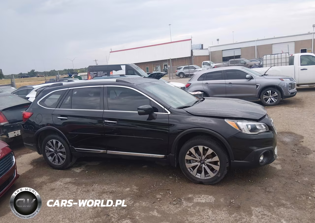 2017 Subaru Outback 3.6R Touring VIN:4S4BSETC3H3404115 - 13