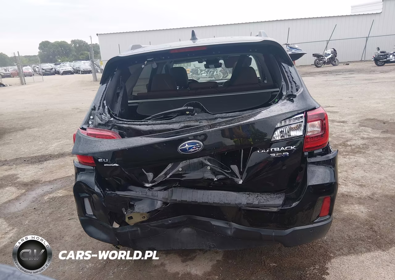 2017 Subaru Outback 3.6R Touring VIN:4S4BSETC3H3404115 - 16