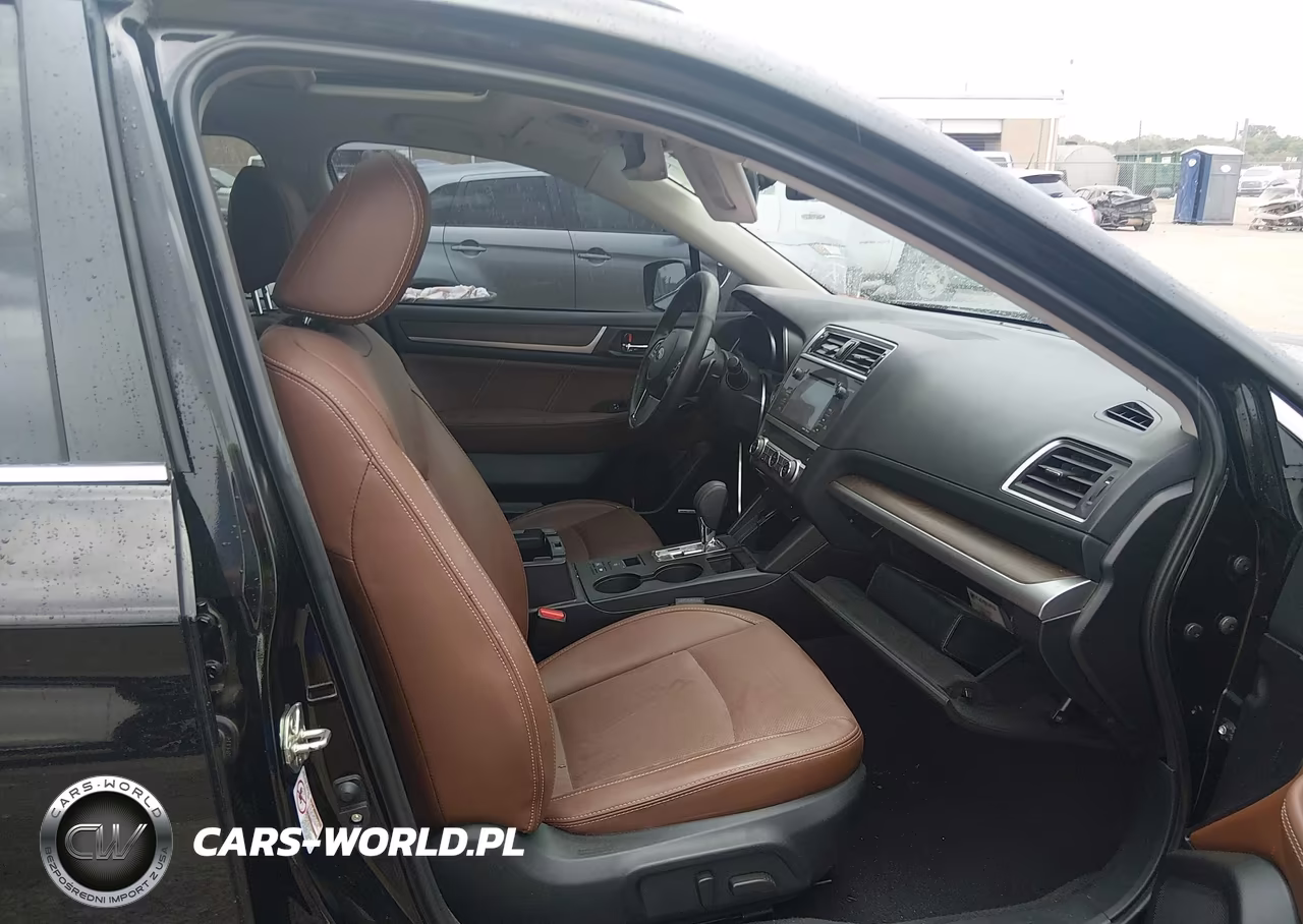 2017 Subaru Outback 3.6R Touring VIN:4S4BSETC3H3404115 - 5