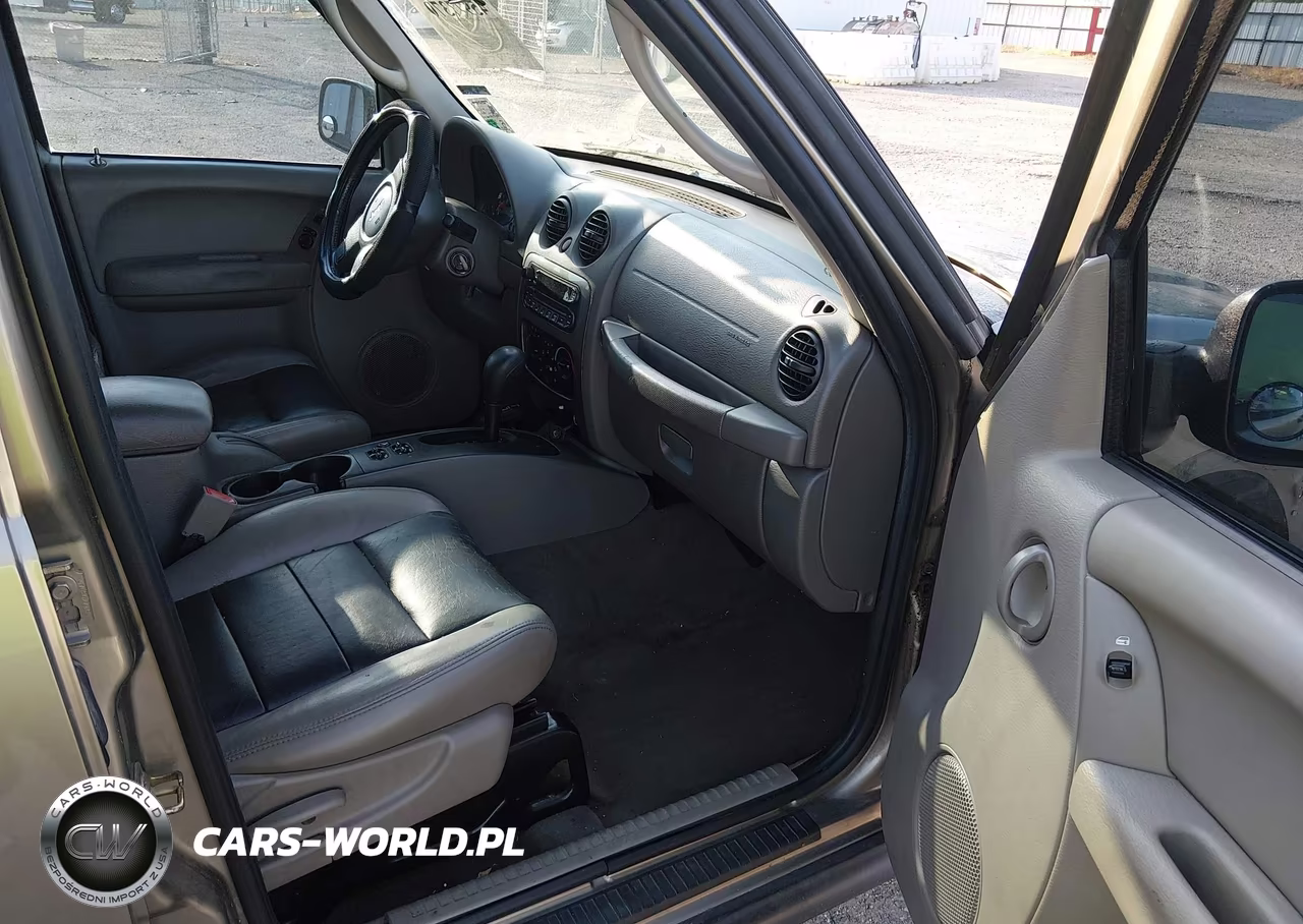 JEEP LIBERTY RE VIN:1J4GL38K15W638835 - 5