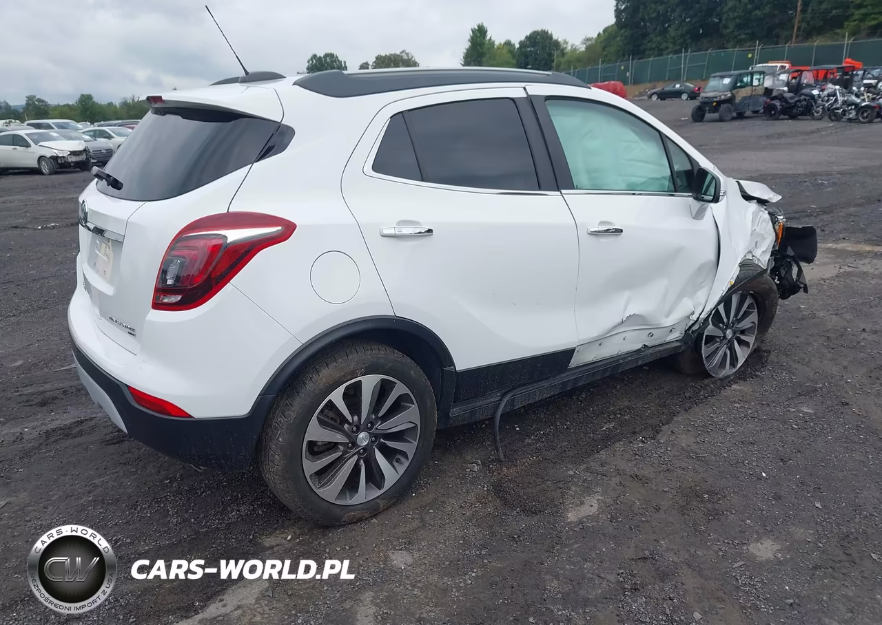 2018 Buick Encore Preferred Ii VIN:KL4CJFSB5JB580793 - 4