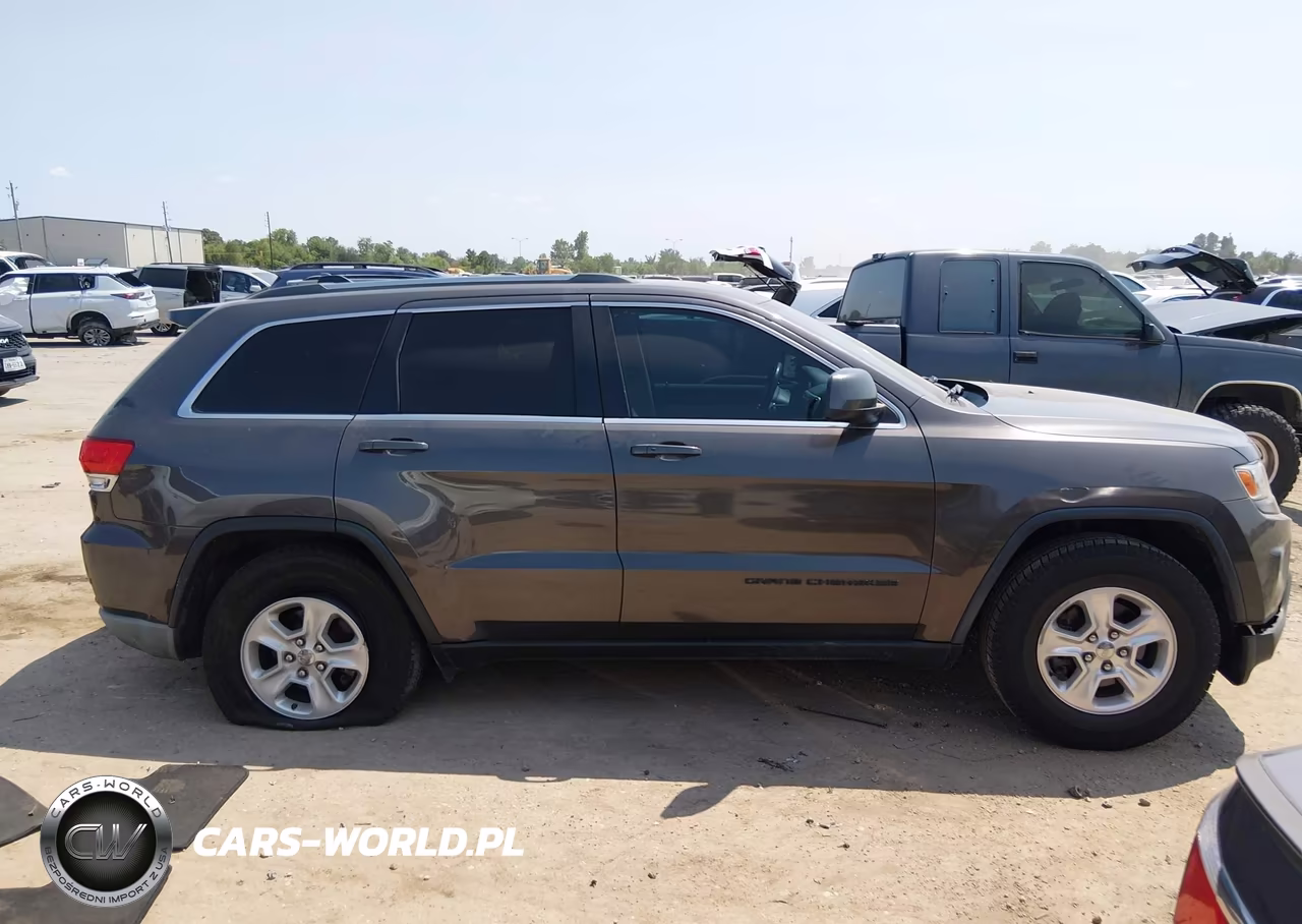 2014 Jeep Grand Cherokee Laredo VIN:1C4RJEAG8EC445590 - 13