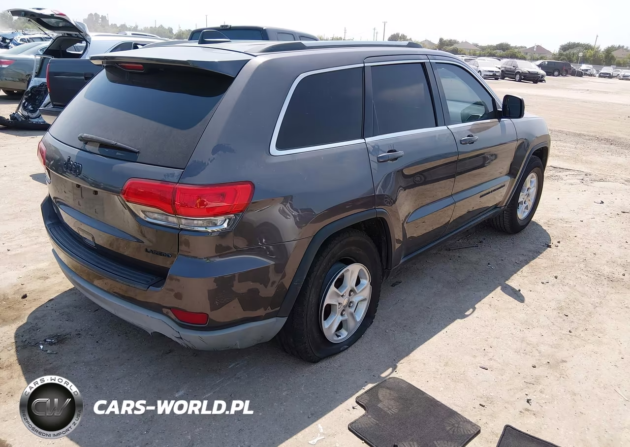 2014 Jeep Grand Cherokee Laredo VIN:1C4RJEAG8EC445590 - 4