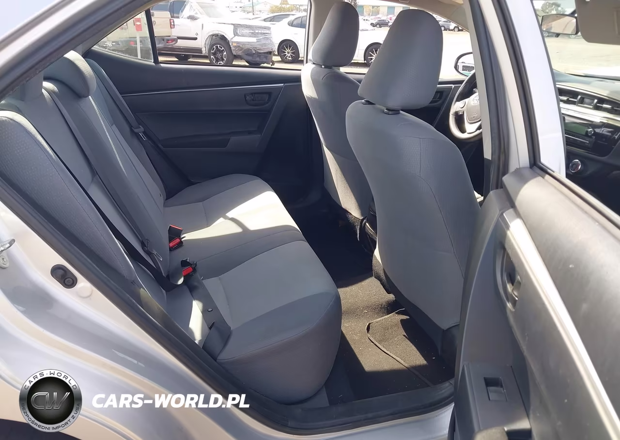 2015 Toyota Corolla L VIN:5YFBURHE9FP307764 - 8