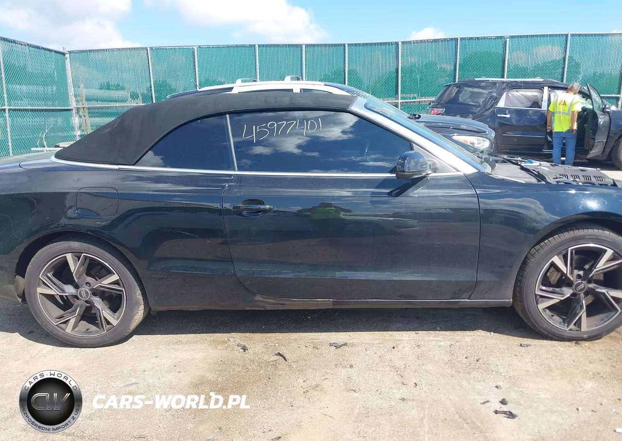 2014 Audi A5 2.0T Premium VIN:WAUCFAFH7EN004584 - 13