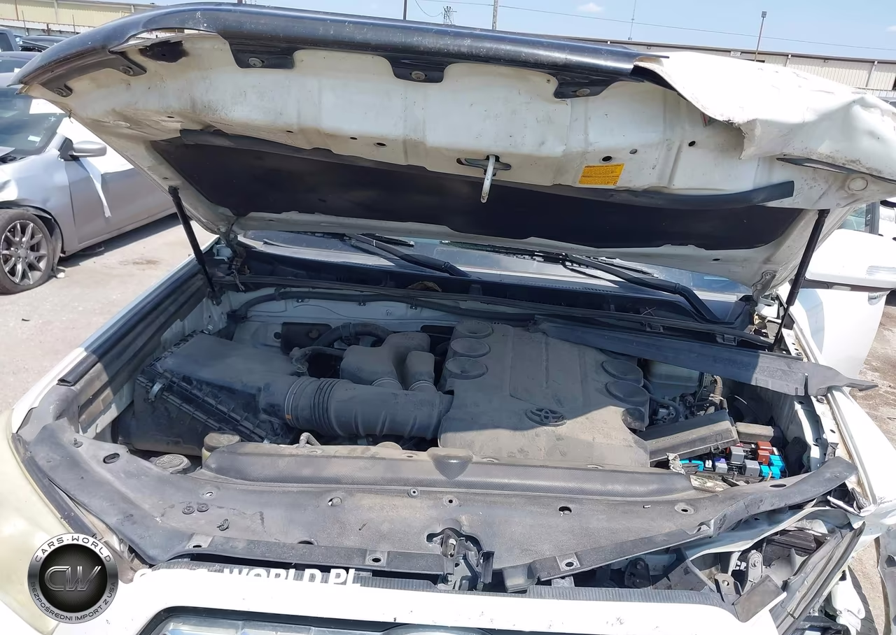 2011 Toyota 4Runner Limited V6 VIN:JTEZU5JR2B5019771 - 10