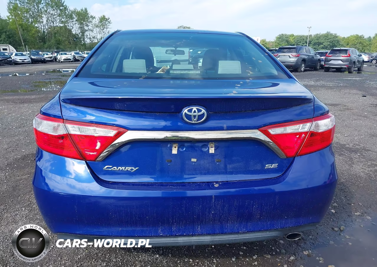 2016 Toyota Camry Se VIN:4T1BF1FK9GU523179 - 16