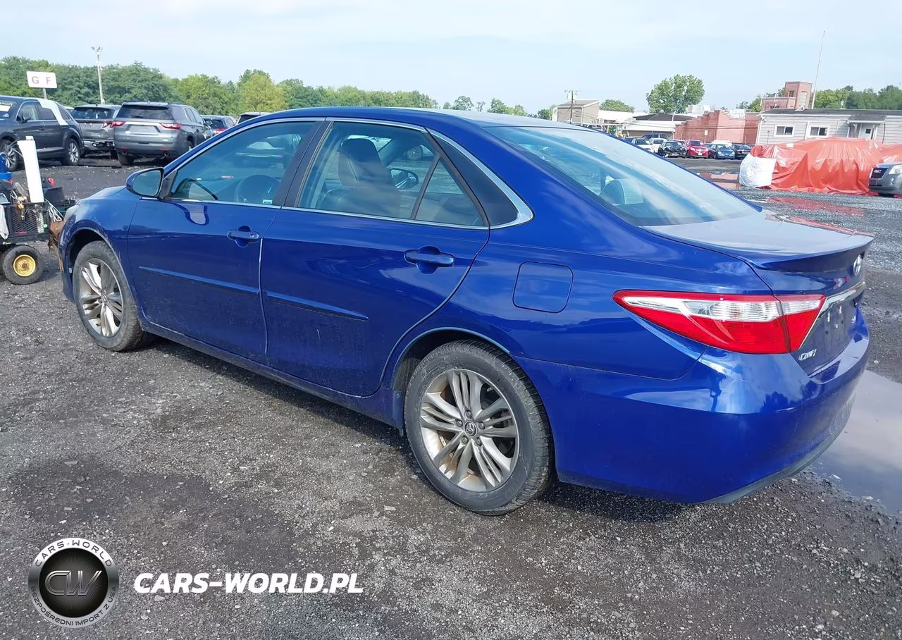 2016 Toyota Camry Se VIN:4T1BF1FK9GU523179 - 3