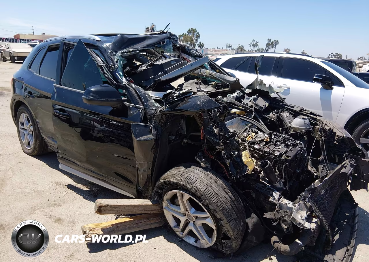 2018 Audi Q5 2.0T Premium-2.0T Tech Premium VIN:WA1ANAFY0J2221638 - 1