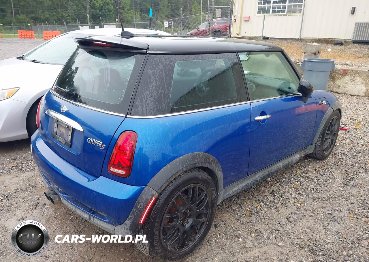 2005 Mini Cooper S VIN:WMWRE33415TD98608 - 4