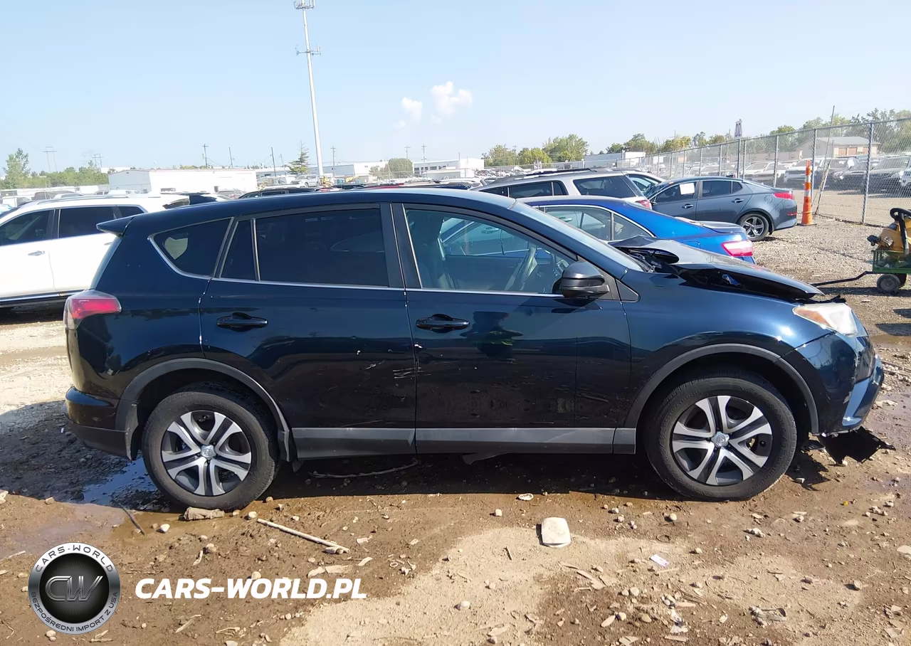 2018 Toyota Rav4 Le VIN:2T3BFREV0JW757168 - 12