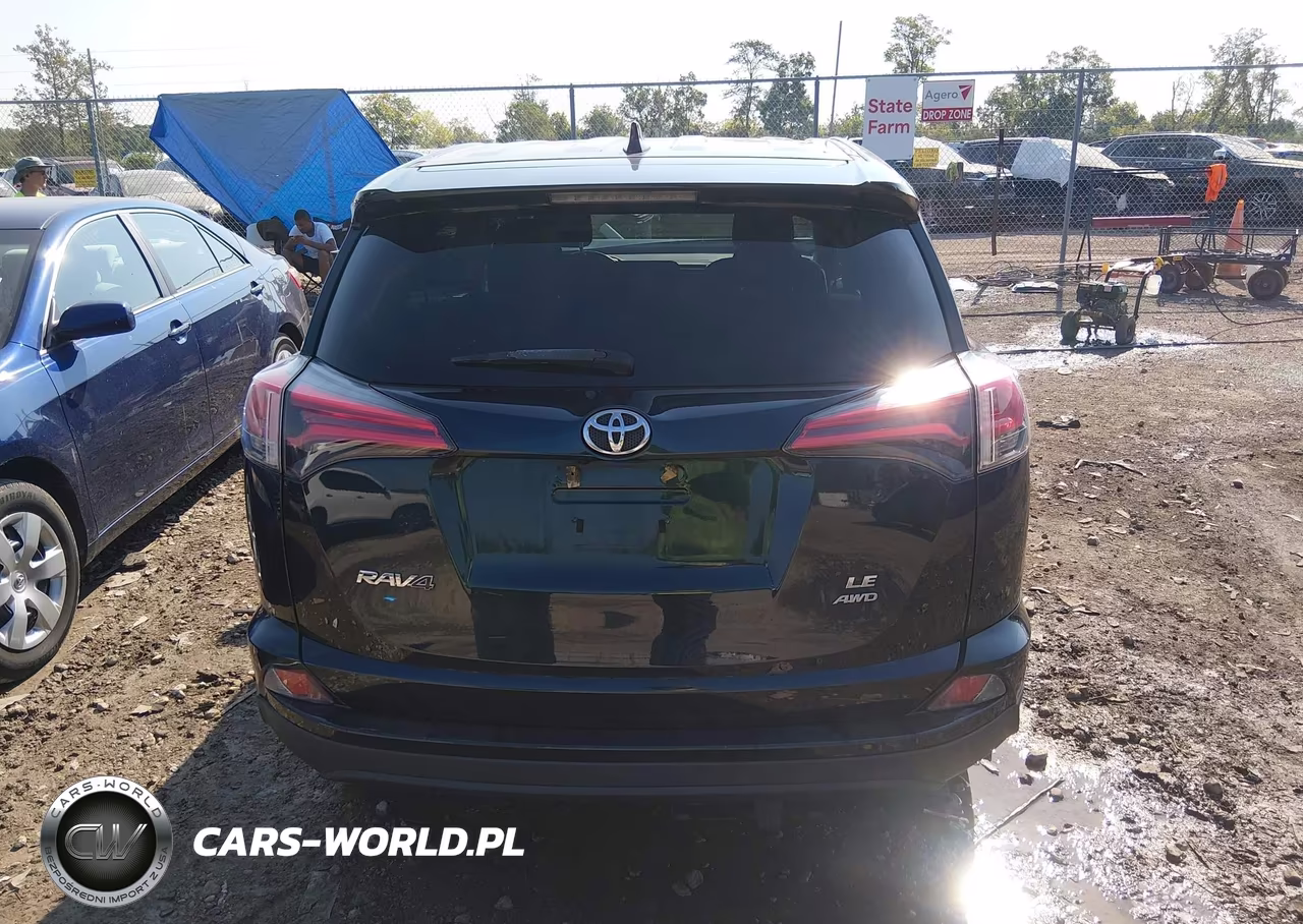 2018 Toyota Rav4 Le VIN:2T3BFREV0JW757168 - 15