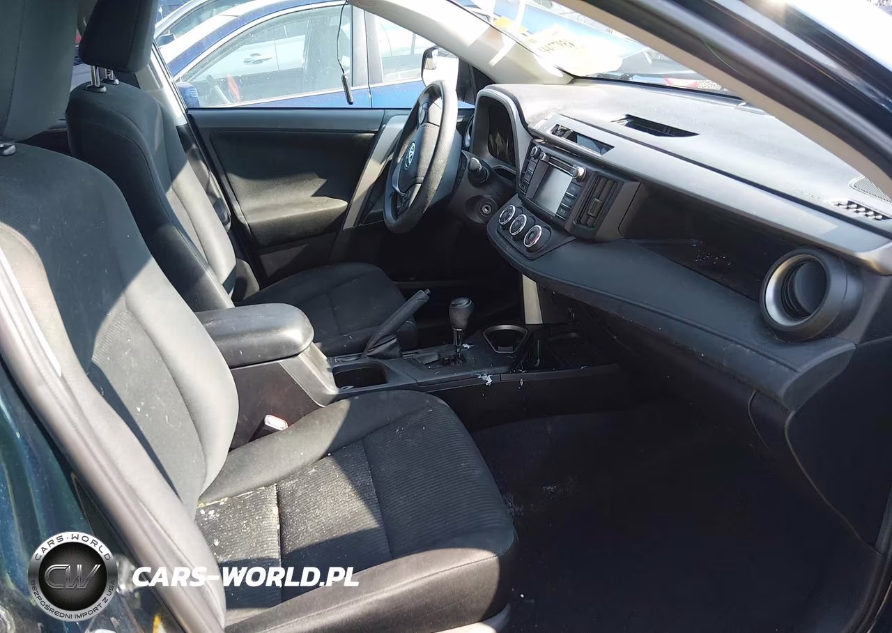 2018 Toyota Rav4 Le VIN:2T3BFREV0JW757168 - 5