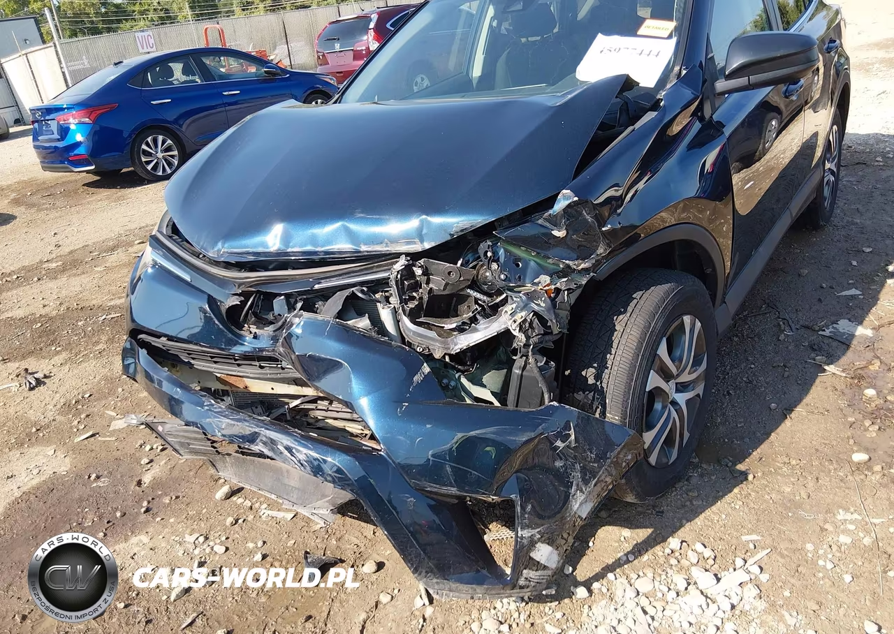 2018 Toyota Rav4 Le VIN:2T3BFREV0JW757168 - 6