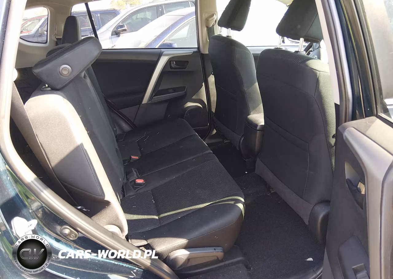 2018 Toyota Rav4 Le VIN:2T3BFREV0JW757168 - 8
