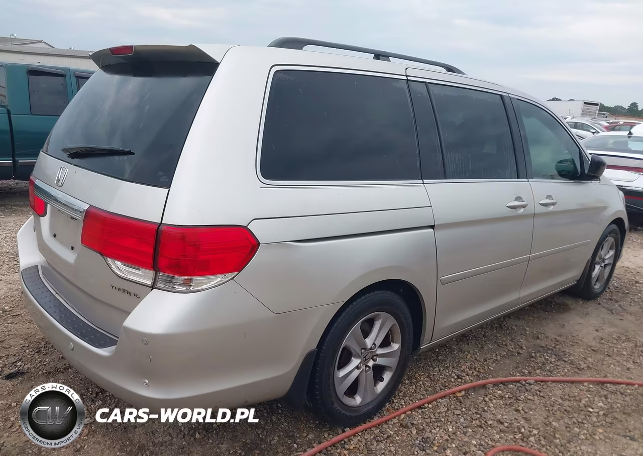 2008 Honda Odyssey Touring VIN:5FNRL38948B016847 - 4