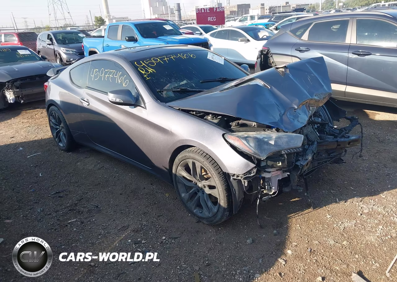 2013 Hyundai Genesis 3.8 Track