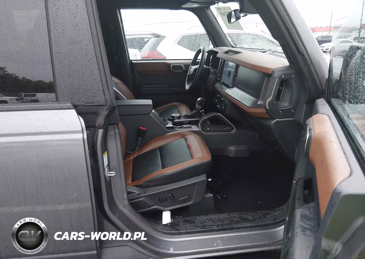 2024 Ford Bronco Outer Banks VIN:1FMDE8BH6RLB30697 - 5