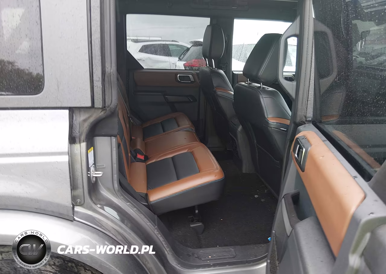 2024 Ford Bronco Outer Banks VIN:1FMDE8BH6RLB30697 - 8