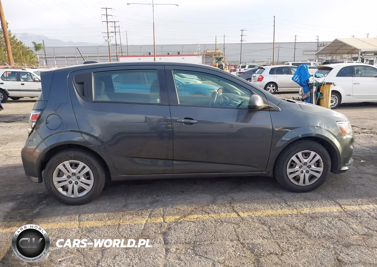 2020 Chevrolet Sonic Fwd 1Fl 5-Door VIN:1G1JG6SB8L4127912 - 13