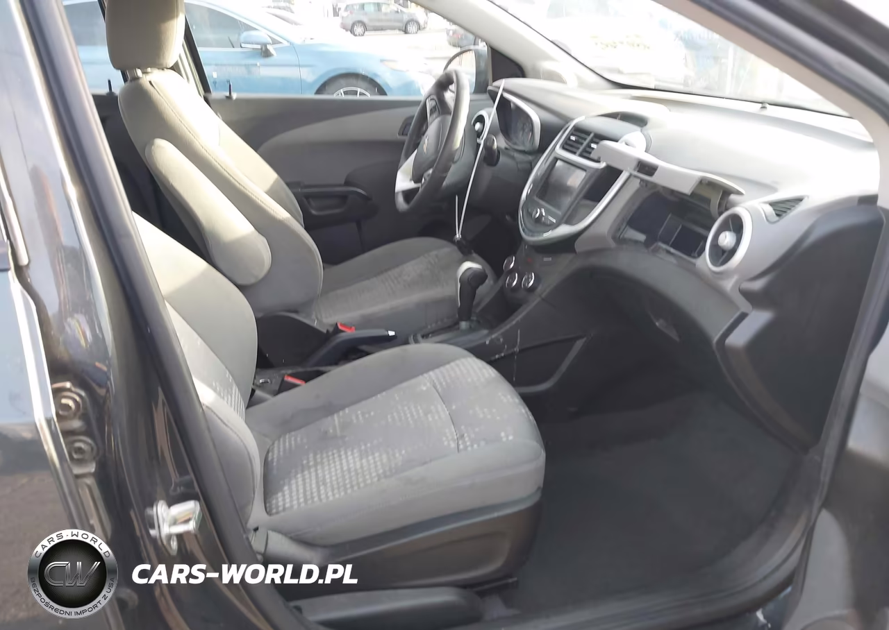 2020 Chevrolet Sonic Fwd 1Fl 5-Door VIN:1G1JG6SB8L4127912 - 5