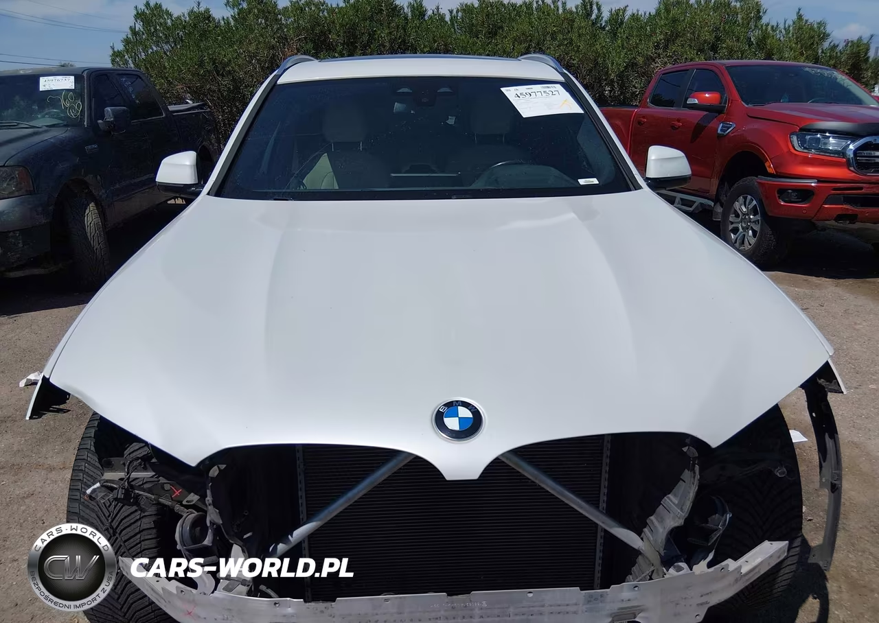 2018 BMW X3 xDrive30I VIN:5UXTR9C56JLC74612 - 13