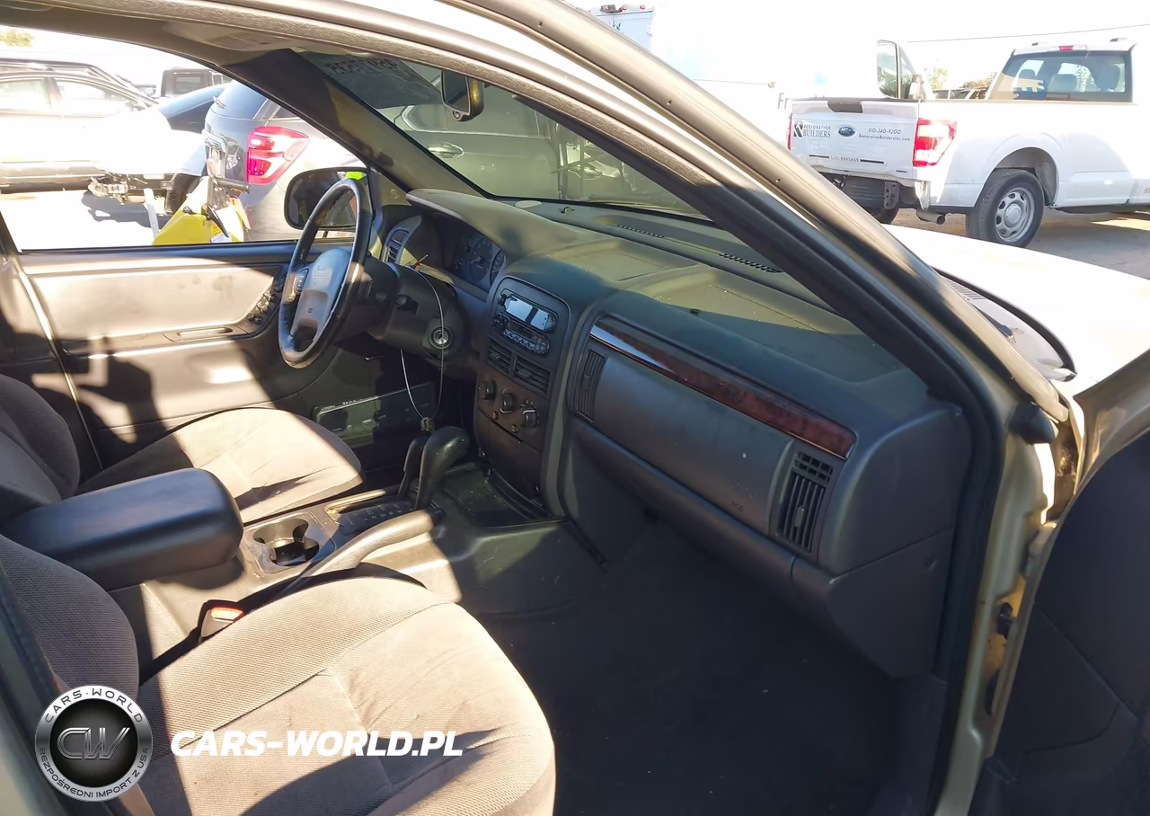 2000 Jeep Grand Cherokee Laredo VIN:1J4GW48N6YC369888 - 5