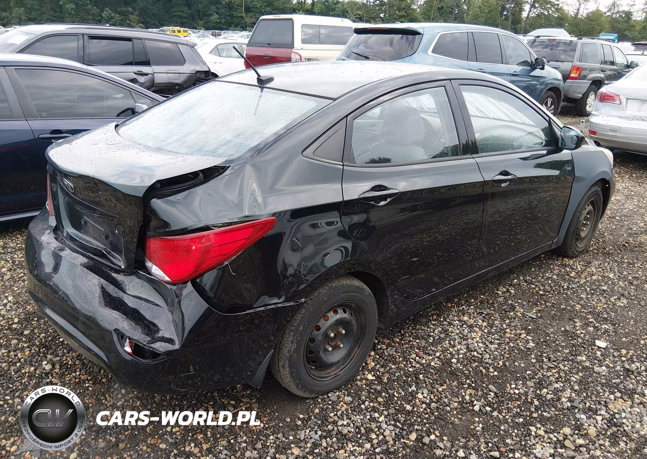 2015 Hyundai Accent Gls VIN:KMHCT4AE5FU871219 - 4