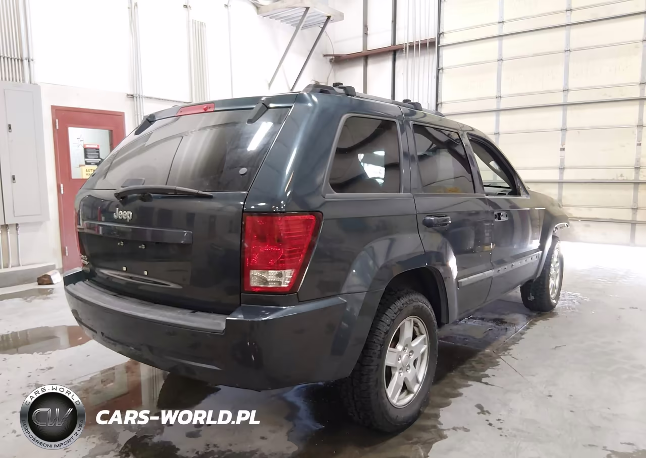 2007 Jeep Grand Cherokee Laredo VIN:1J8GR48KX7C544234 - 4