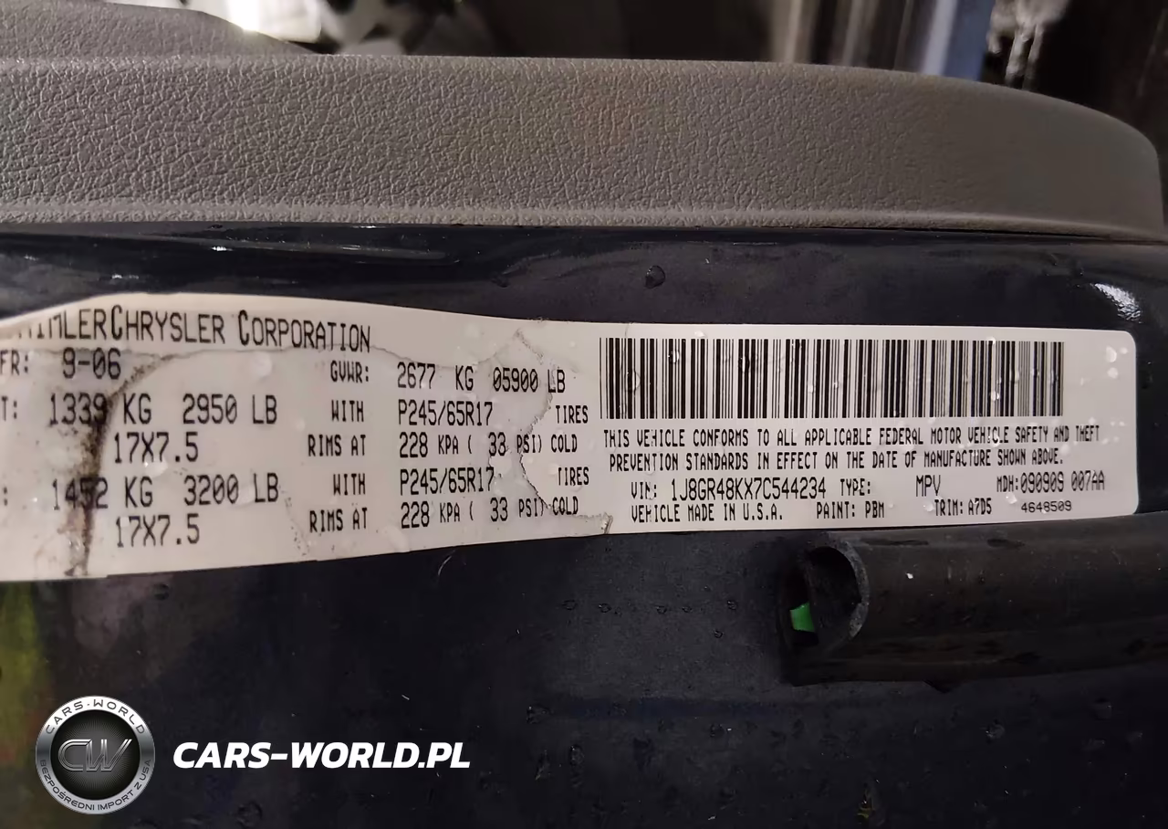 2007 Jeep Grand Cherokee Laredo VIN:1J8GR48KX7C544234 - 9