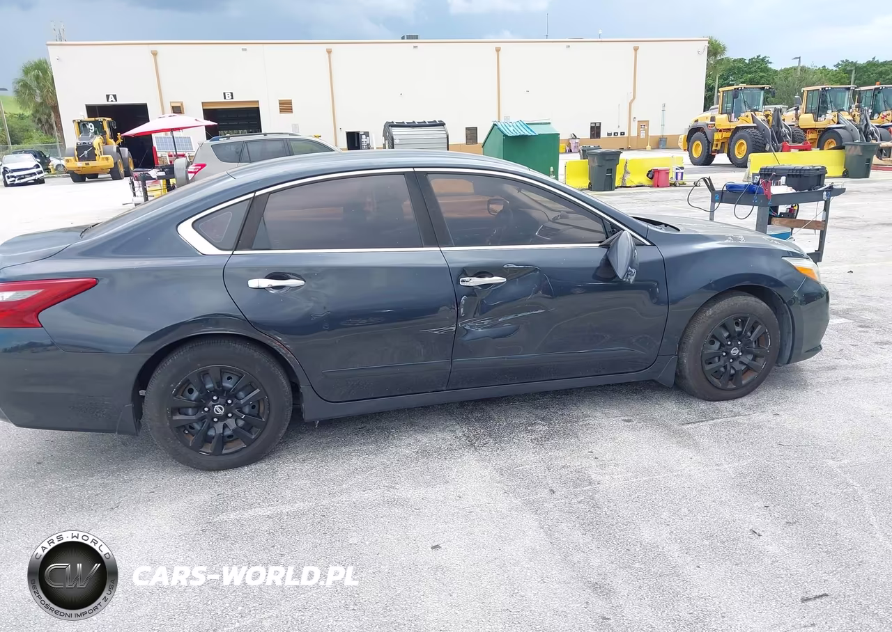 2018 Nissan Altima 2.5 S VIN:1N4AL3AP9JC224785 - 18