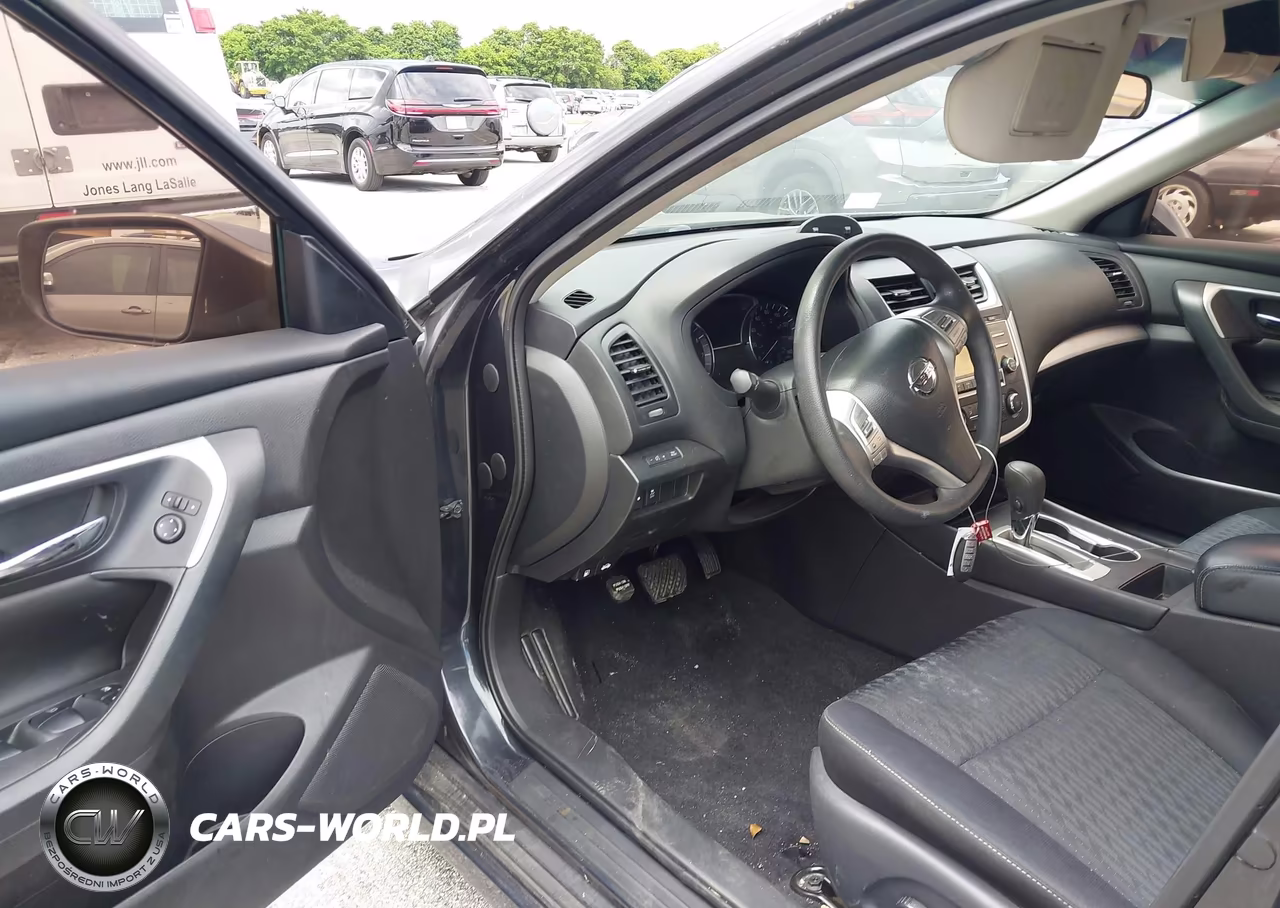 2018 Nissan Altima 2.5 S VIN:1N4AL3AP9JC224785 - 5