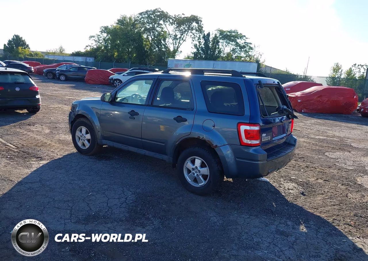 2010 Ford Escape Xlt VIN:1FMCU9D73AKD36627 - 3