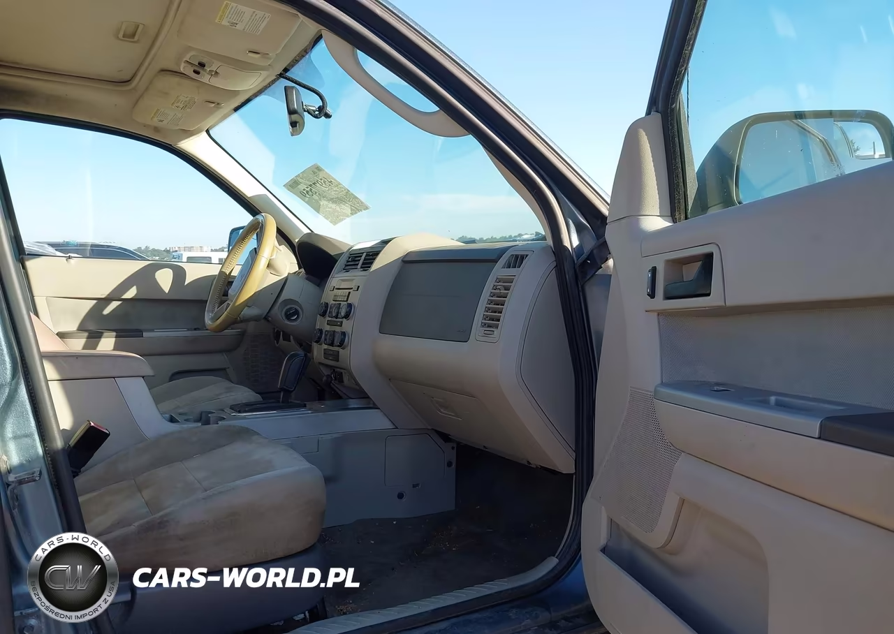 2010 Ford Escape Xlt VIN:1FMCU9D73AKD36627 - 5
