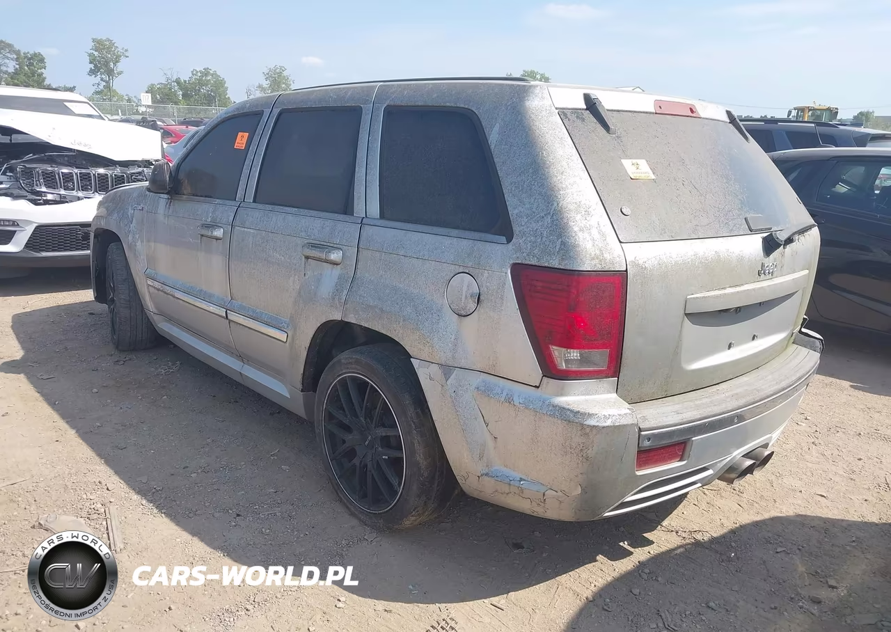 2007 Jeep Grand Cherokee Srt8 VIN:1J8HR78377C568005 - 3