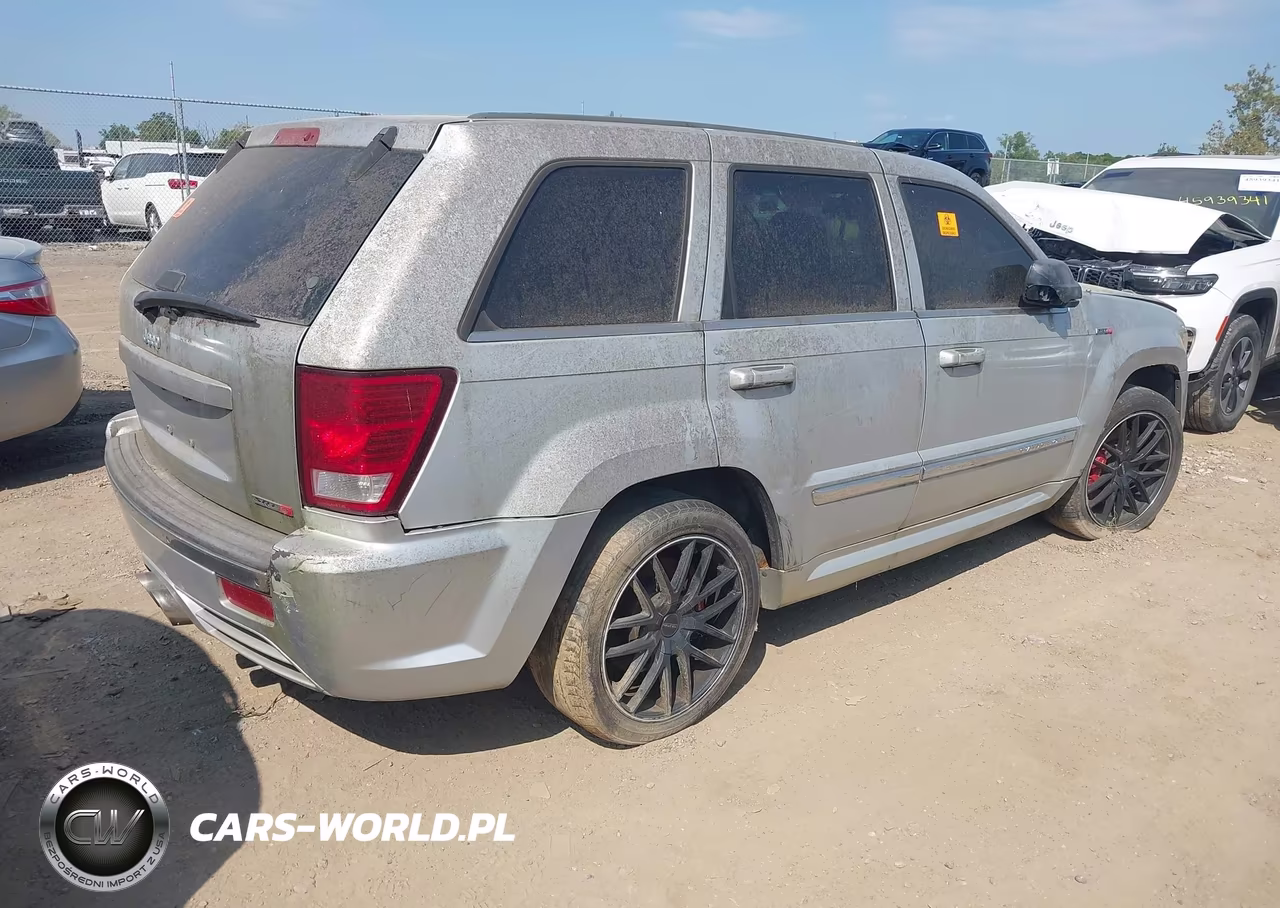2007 Jeep Grand Cherokee Srt8 VIN:1J8HR78377C568005 - 4