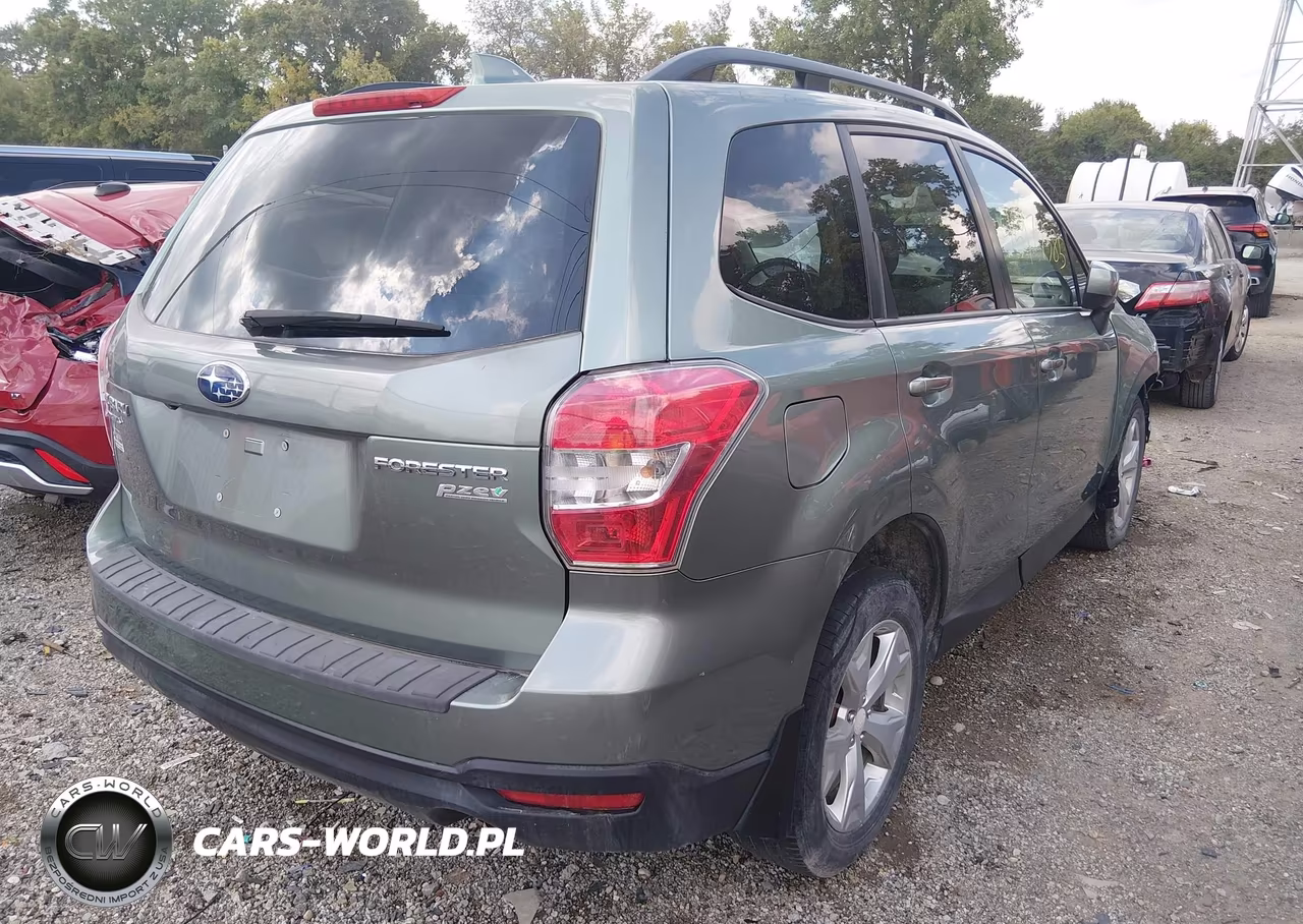 2016 Subaru Forester 2.5I Premium VIN:JF2SJAFC5GH482572 - 4