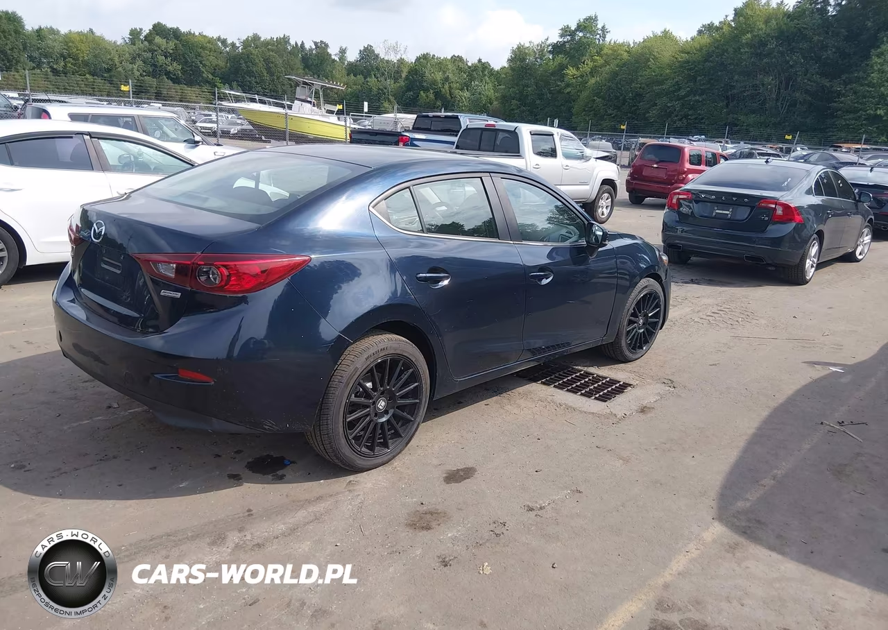 2017 Mazda Mazda3 Sport VIN:3MZBN1U7XHM106727 - 4