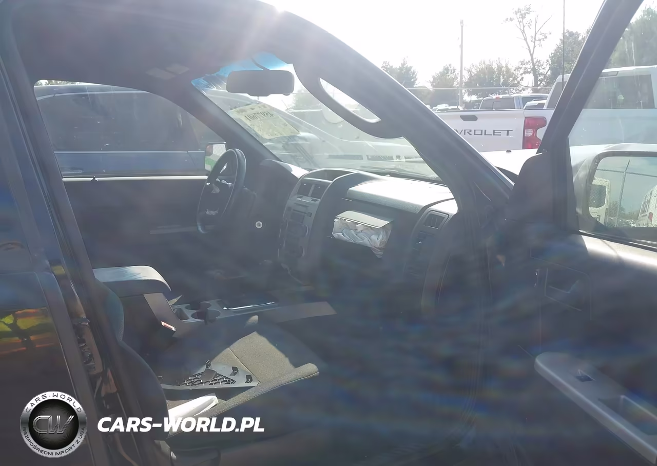 2010 Ford Escape Xlt VIN:1FMCU0DG7AKB40198 - 5