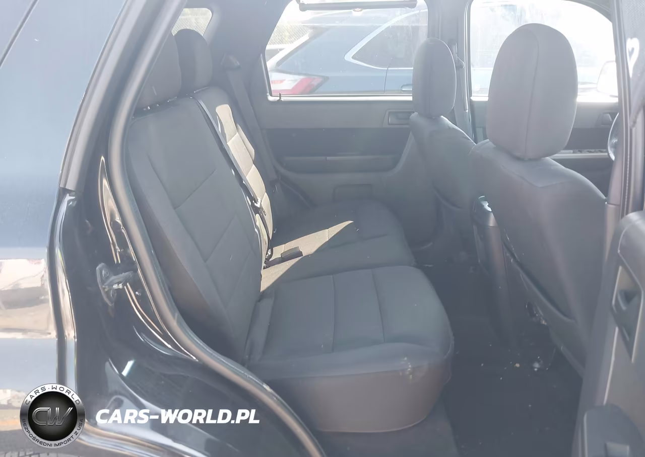 2010 Ford Escape Xlt VIN:1FMCU0DG7AKB40198 - 8