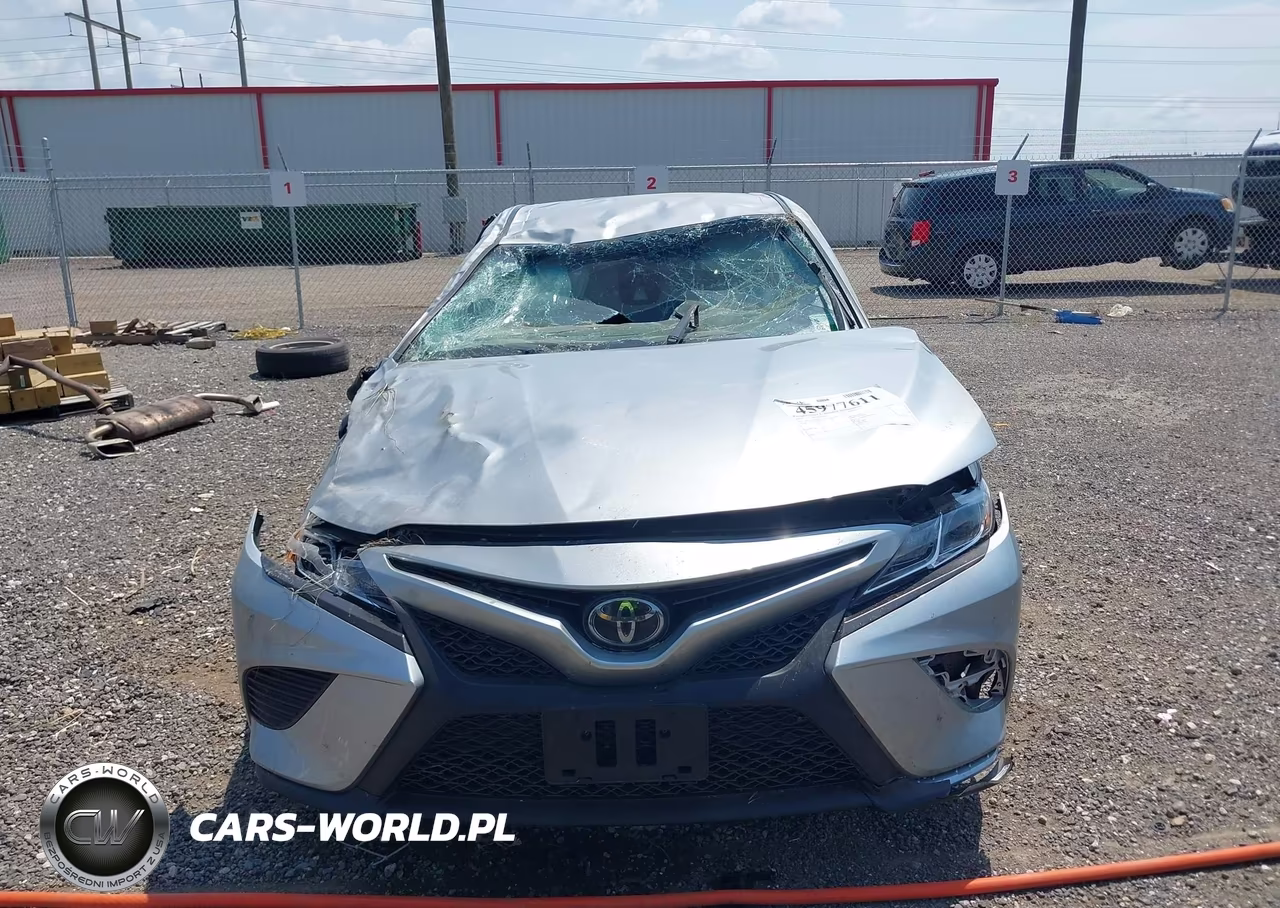 2020 Toyota Camry Se VIN:4T1G11AKXLU333638 - 6