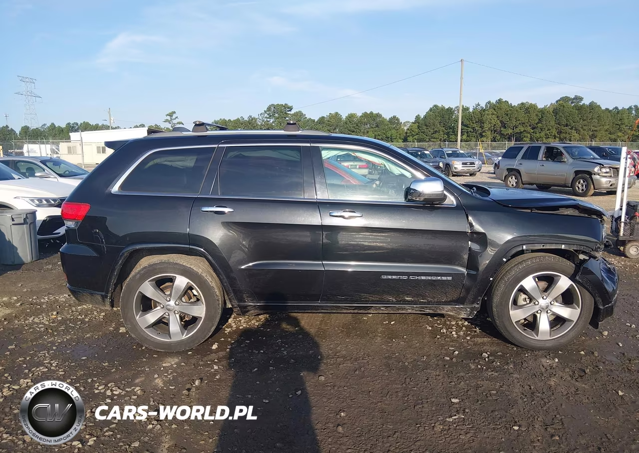 2016 Jeep Grand Cherokee Overland VIN:1C4RJFCG3GC496470 - 13
